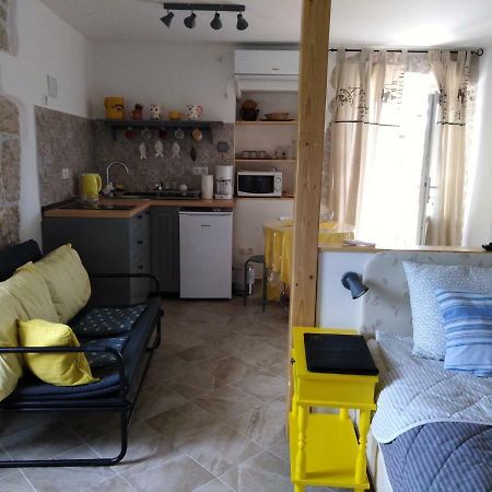 Studio Apartmani Sverko Punat Exterior foto